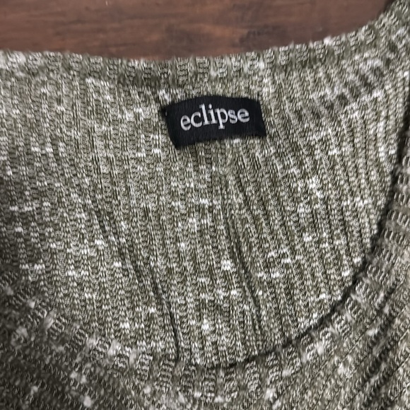 Thin Shoulderless Sweater - Picture 2 of 5